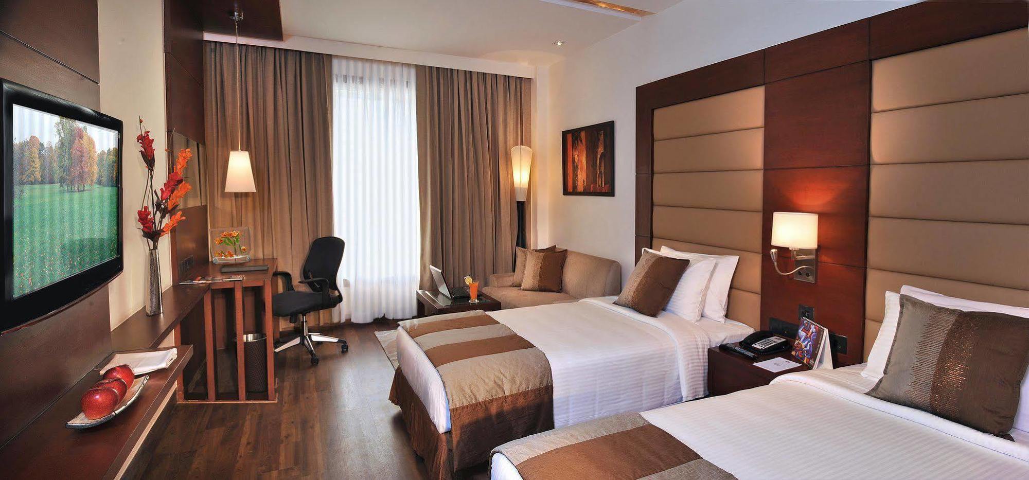 Country Inn & Suites By Radisson, Gurugram Sector 12 グルガウン エクステリア 写真