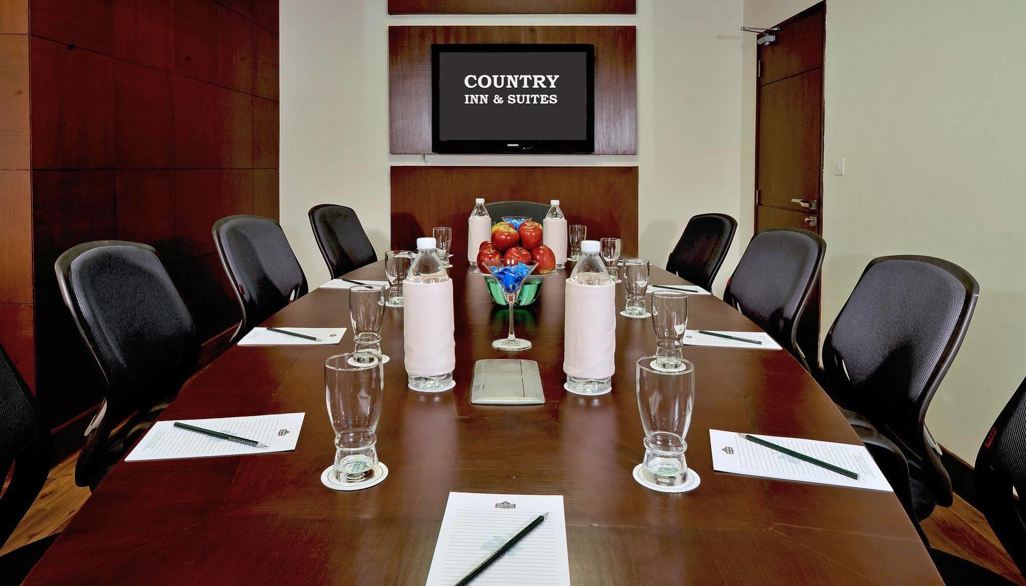 Country Inn & Suites By Radisson, Gurugram Sector 12 グルガウン ビジネス 写真