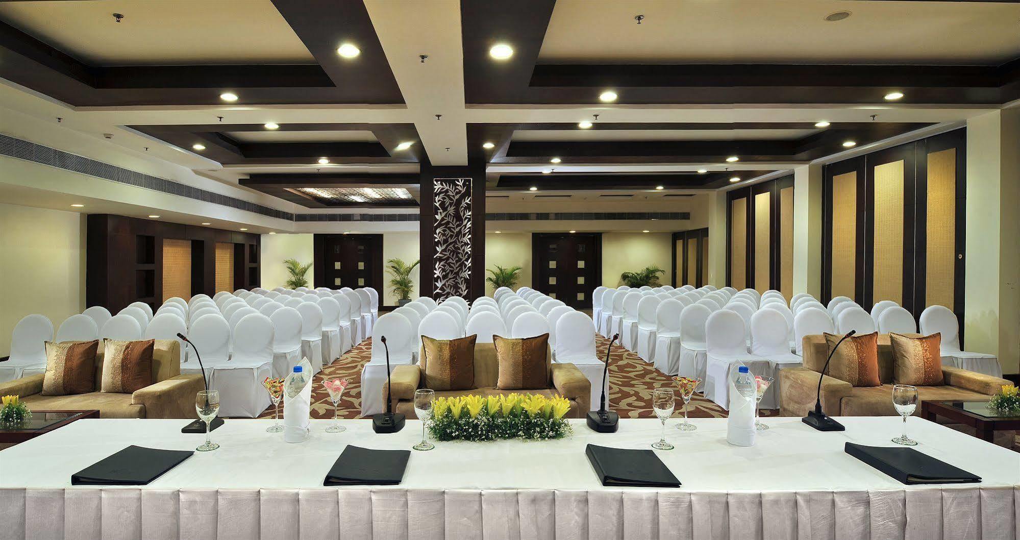 Country Inn & Suites By Radisson, Gurugram Sector 12 グルガウン ビジネス 写真